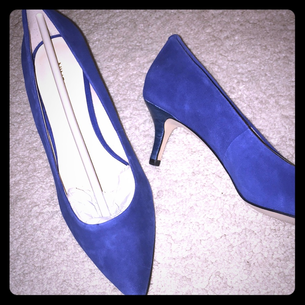 blue suede shoes. NWT - Picture 1 of 6